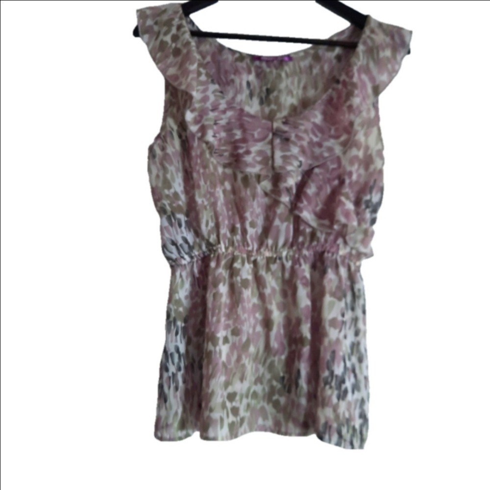 Smart Set Lavender,  White and Tan Y2K Ruffle Blouse Size L